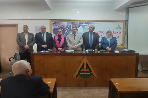 نائب رئيس جامعة بنها تستقبل فريق المحاكاة  للاعتماد المؤسسي والبرامجي بكلية العلوم 