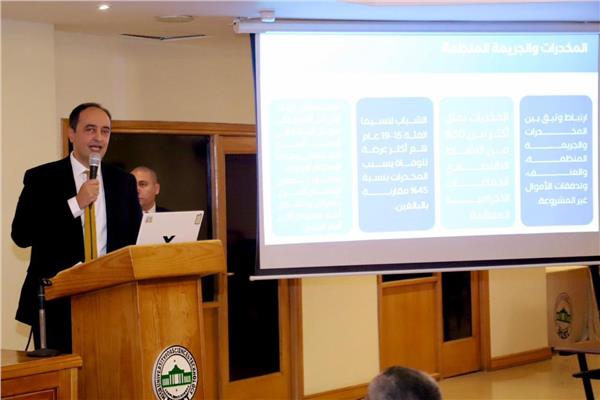 الدكتور عمرو عثمان مدير صندوق مكافحة وعلاج الإدمان