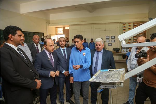 خلال افتتاح قسمي البرمجة والذكاء الاصطناعي بمدرسة الشهيد خالد حمدي السواحلي الصناعية بكفر الشيخ 
