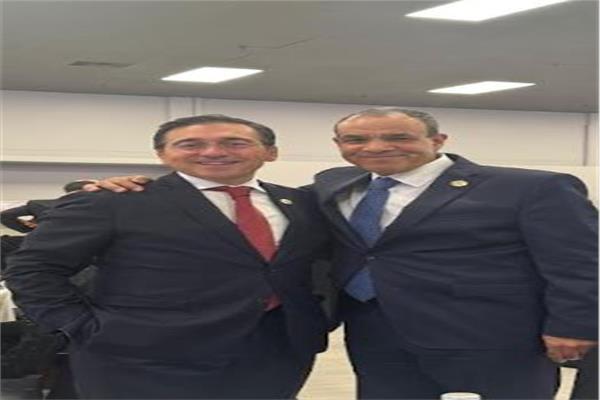 صورة من اللقاء
