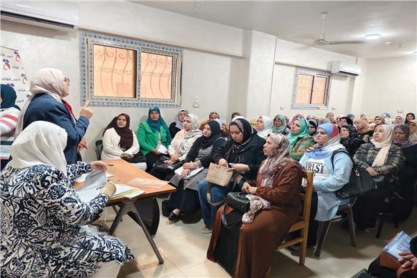 خلال الندوة