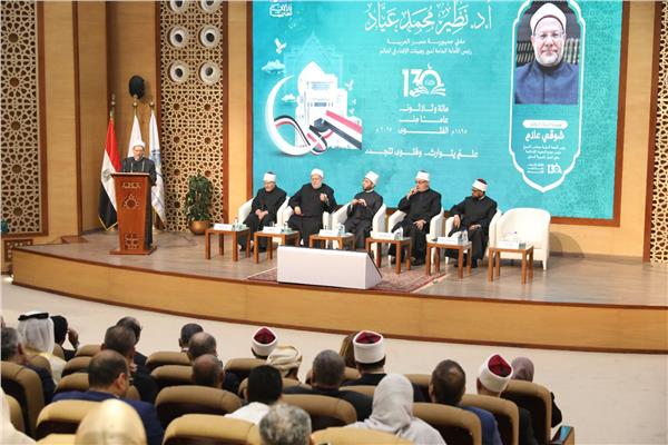 الدكتور شوقي علام