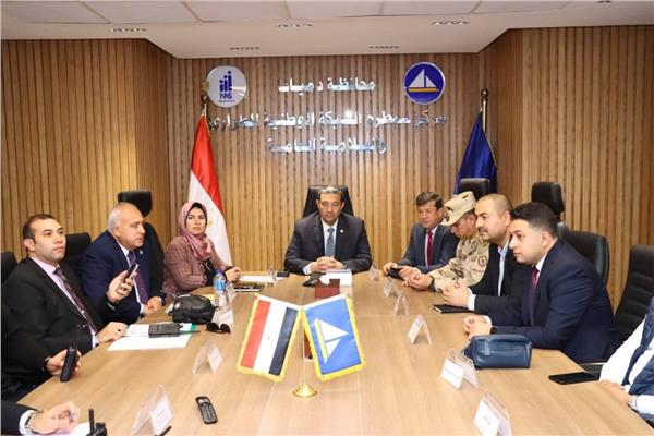 الدكتور أيمن الشهابى محافظ دمياط يتابع انتظام انتخابات مجلس النواب
