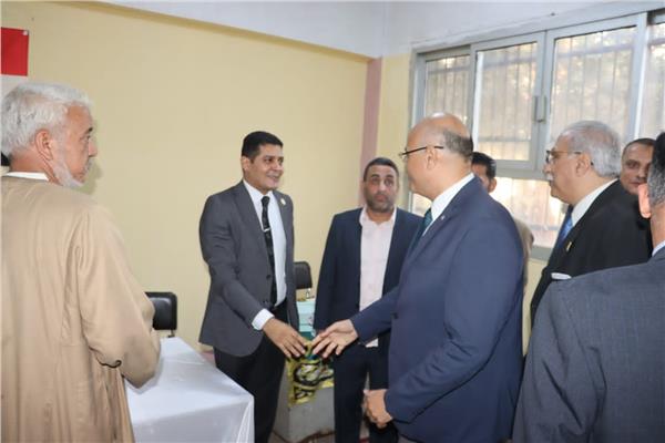 المهندس أيمن عطية، محافظ القليوبية يتابع انتخابات مجلس النواب