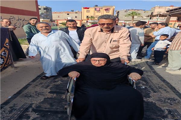 حرص كبار السن علي المشاركة الانتخابية
