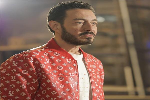 الفنان احمد زاهر