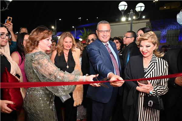 محافظ جنوب سيناء يفتتح الدورة العاشرة من مهرجان شرم الشيخ 
