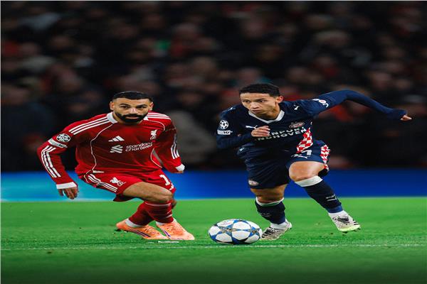 ليفربول وآيندهوفن