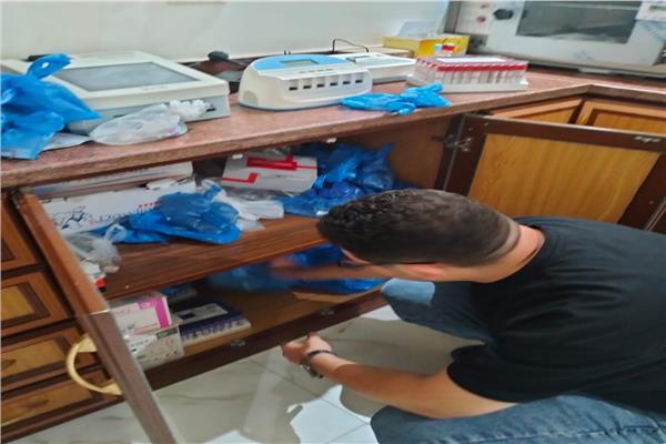 جانب من الحملات علي المنشأت الطبية الخاصة