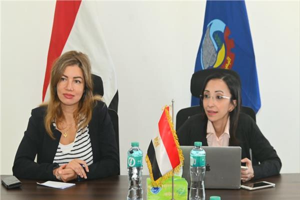 الدكتورة جاكلين عازر محافظ البحيرة والسيدة لينا بلان  قنصل عام فرنسا بالإسكندرية