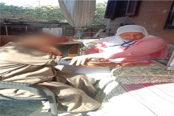تقديم  الرعاية الصحية  لكبار السن وذوي الهمم