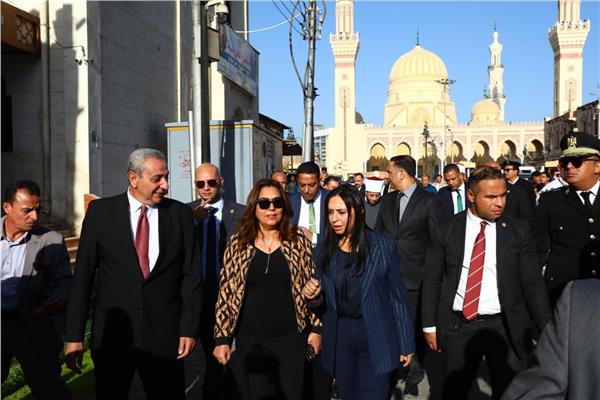 الوزراء يتفقدون أعمال تطوير محيط مسجد السيد البدوي