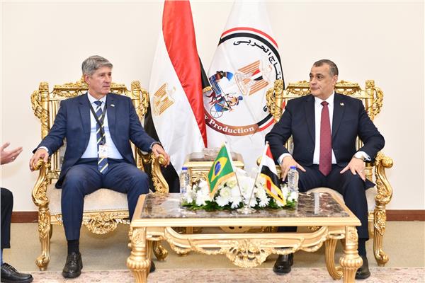 وزير الدولة للإنتاج الحربي ووزير الإنتاج الدفاعي البرازيلي