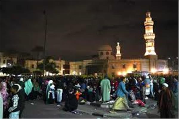 القاهرة تحتفل بالليلة الكبيرة لمولد السيدة نفيسة