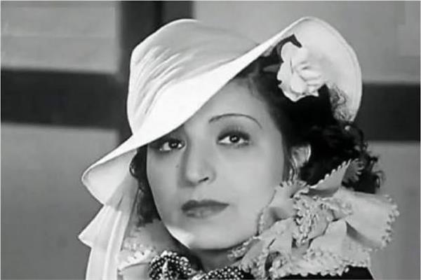 عزيزة أمير