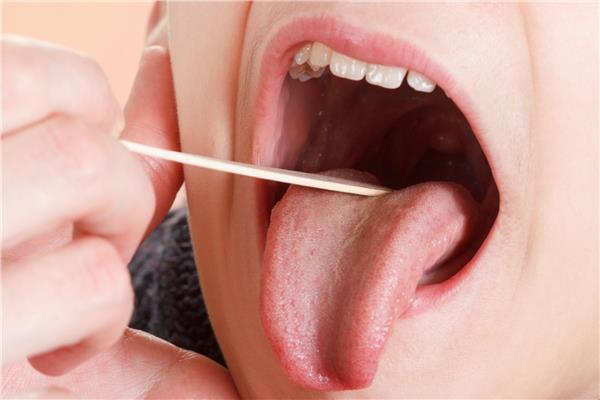 استئصال اللوزتين للأطفال