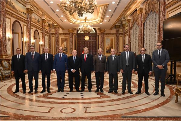 رئيس مجلس الشيوخ يستقبل رئيس هيئة النيابة الإدارية