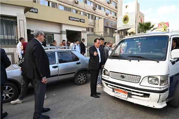 اللواء أشرف الجندي محافظ الغربية خلال الجولة
