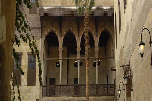 مركز الإبداع الفنى بقصر الأمير طاز
