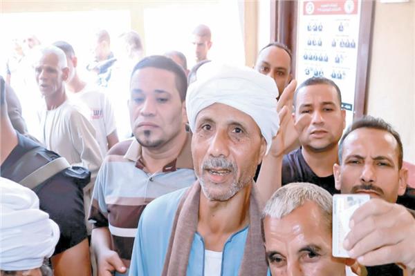 السوهاجية حرصوا على المشاركة فى التصويت