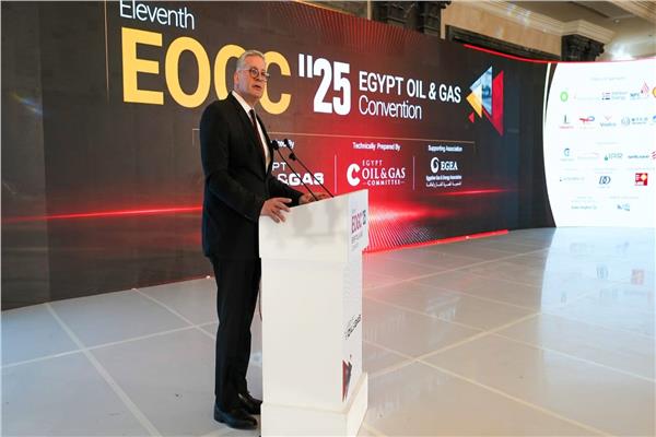 المهندس كريم بدوي وزير البترول والثروة المعدنية