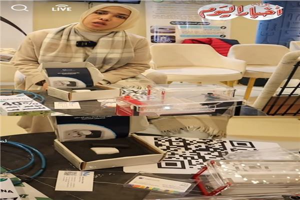  مي محمد إحدى طلاب جامعة حلوان