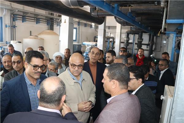 محافظ القليوبية يتفقد محطة مياه شبلنجة 