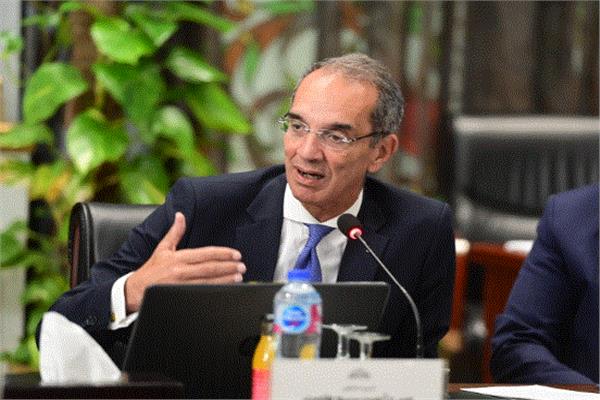 الدكتور عمرو طلعت وزير الاتصالات وتكنولوجيا المعلومات