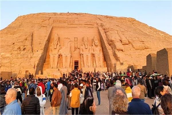 تعامد أشعة الشمس مع قدس أقداس المعبد