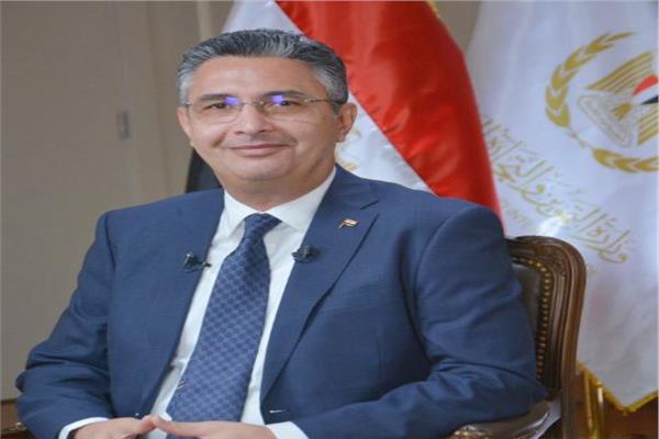 د. شريف فاروق