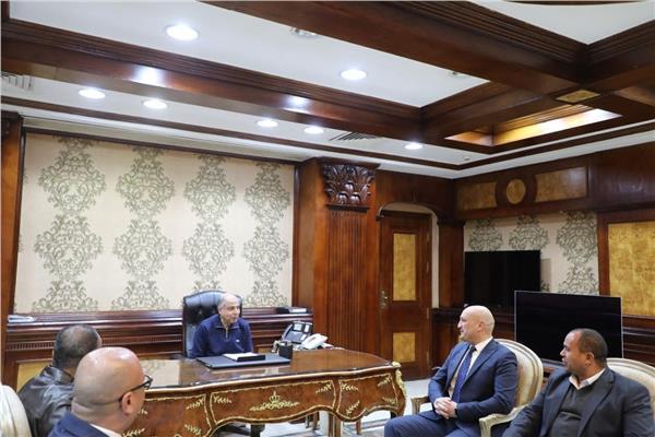 كدواني يعلن انطلاق أعمال تطوير إستاد المنيا الرياضي