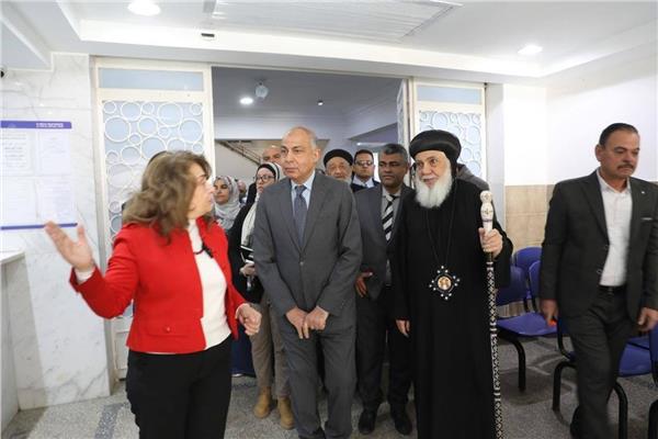خلال زيارته لمستشفى “الراعي الصالح” بسمالوط