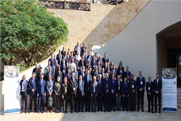 جانب من أعمال "المنتدى العربي السابع حول آفاق الطاقة النووية لتوليد الكهرباء وتحلية مياه البحر"