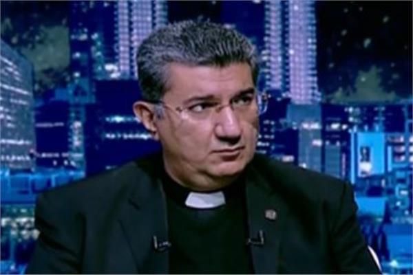  القس أمير ثروت راعي الكنيسة الإنجيلية في الفجالة
