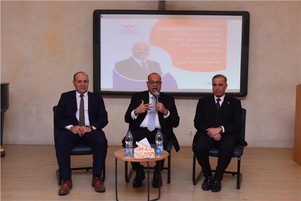 وزير العمل محمد جبران