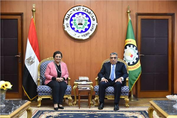 نائب وزير الصحة تتفقد منشآت صحية بمحافظة الدقهلية