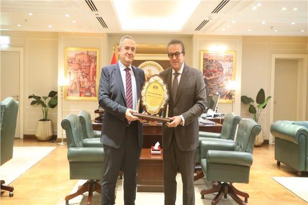 نائب رئيس مجلس الوزراء ووزير الصحة