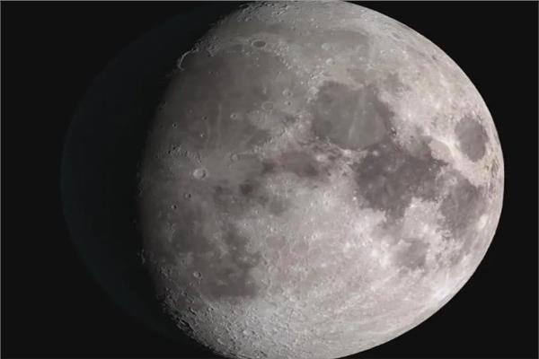 القمر ساحة صراع جديدة
