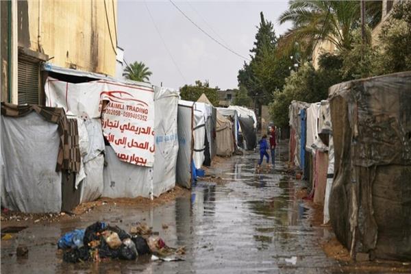 الأمطار تغرق خيام النازحين