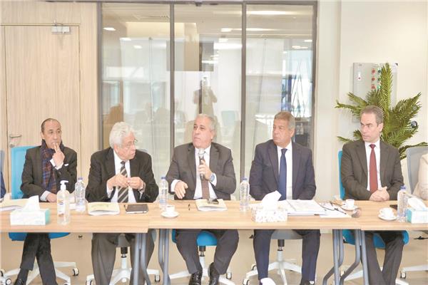 المهندس عبدالصادق الشوربجى خلال كلمته بالاجتماع