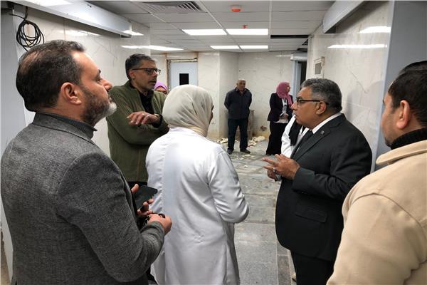 محافظ الدقهلية يتفقد مستشفى التأمين الصحي
