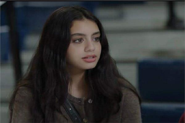 الفنانة ياسمينا العبد
