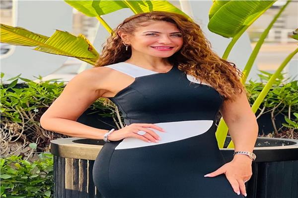الفنانة هيدي كرم