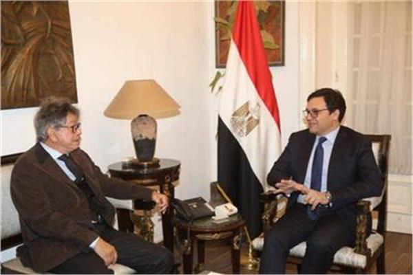  وزير الثقافة ورئيس الشركة المتحدة للخدمات الإعلامية 