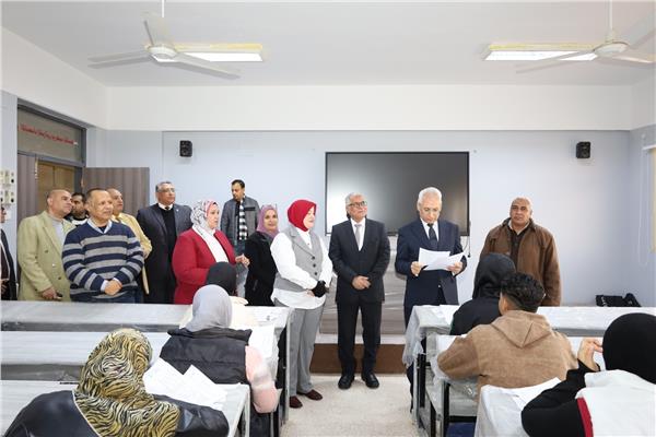 رئيس جامعة المنيا 