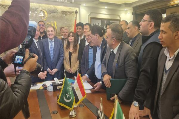 د. السيد البدوي يتقدم بأوراق ترشحه لرئاسة حزب الوفد‎