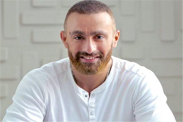 الفنان أحمد السقا