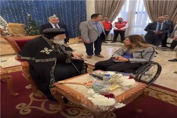 المشرف العام على المجلس القومي للأشخاص ذوي الإعاقة تهنئ قداسة البابا بالكاتدرائية