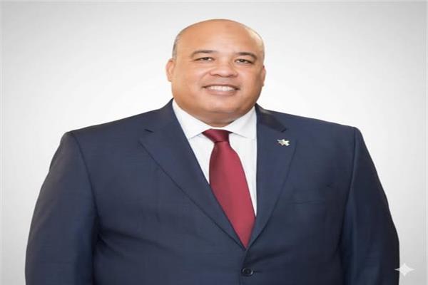  أيمن العشري رئيس غرفة القاهرة التجارية 