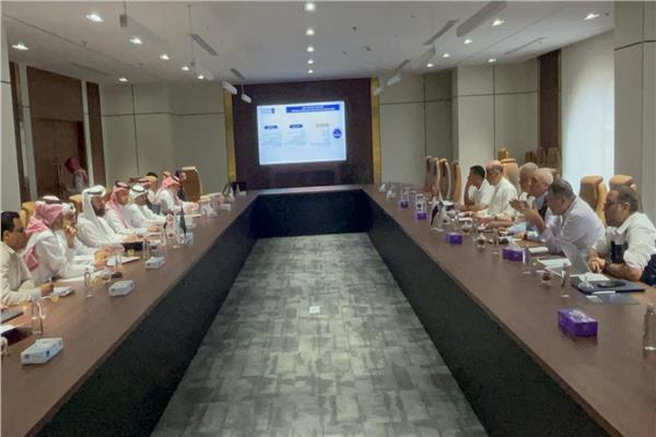 مسارات ملونة وكارت تعريفي لكل حاج 